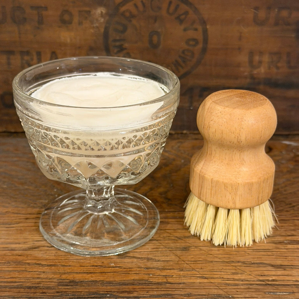 Poured Dish Soap w/ brush